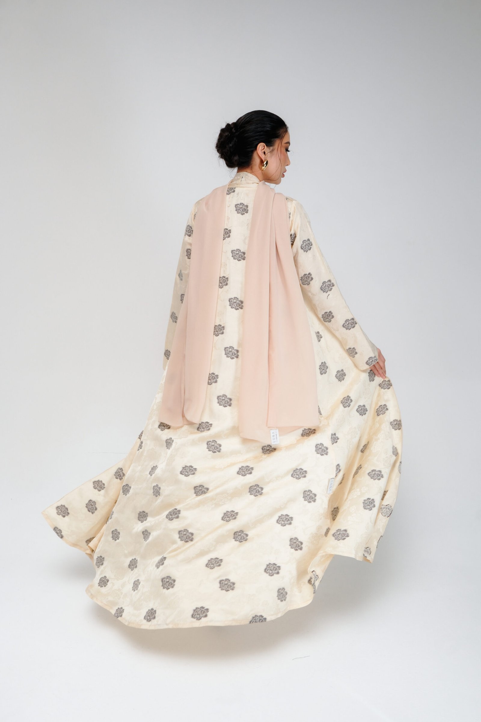 Soie - Cream - Image 5