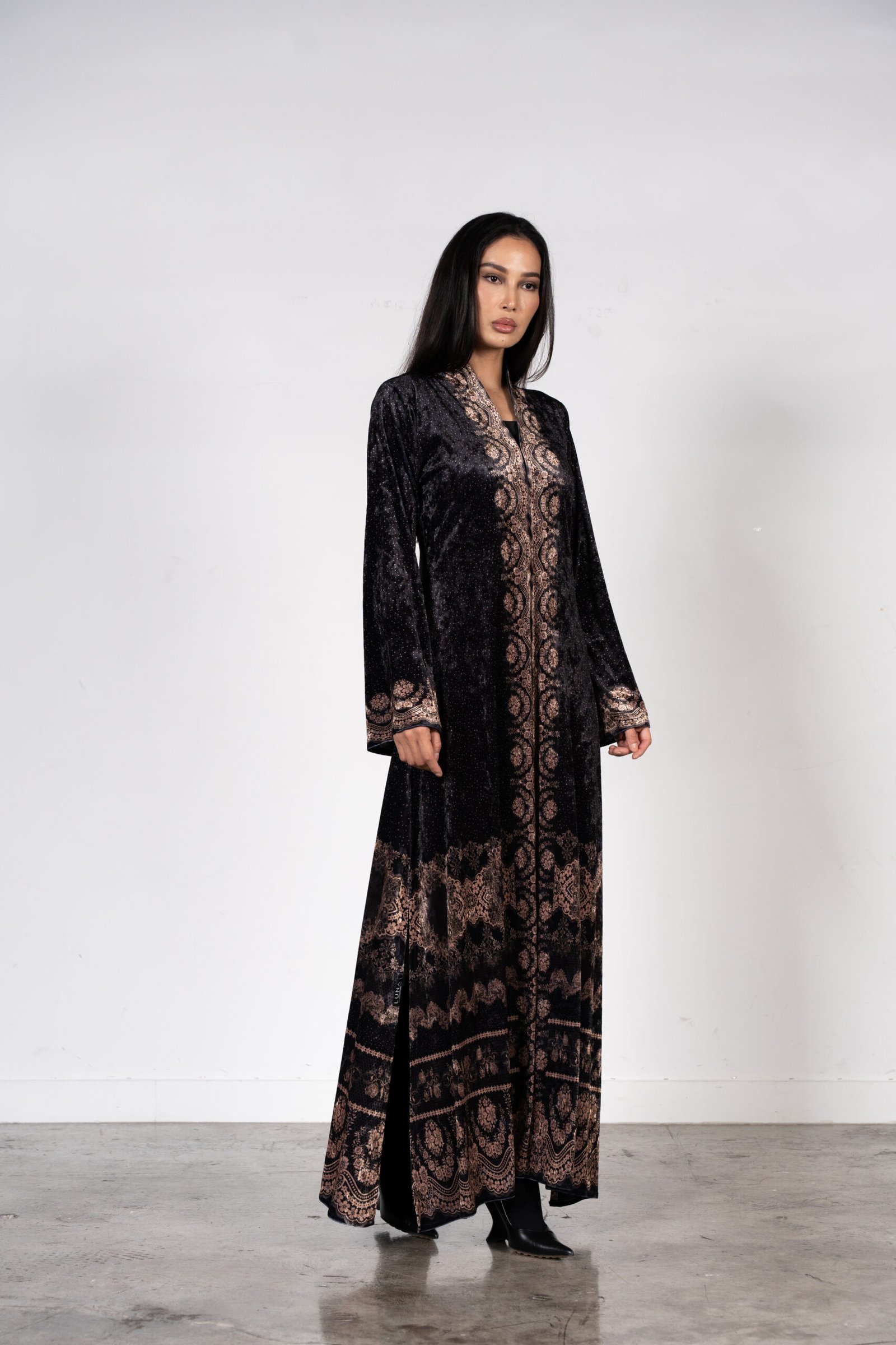 VELVET AURA - Image 4