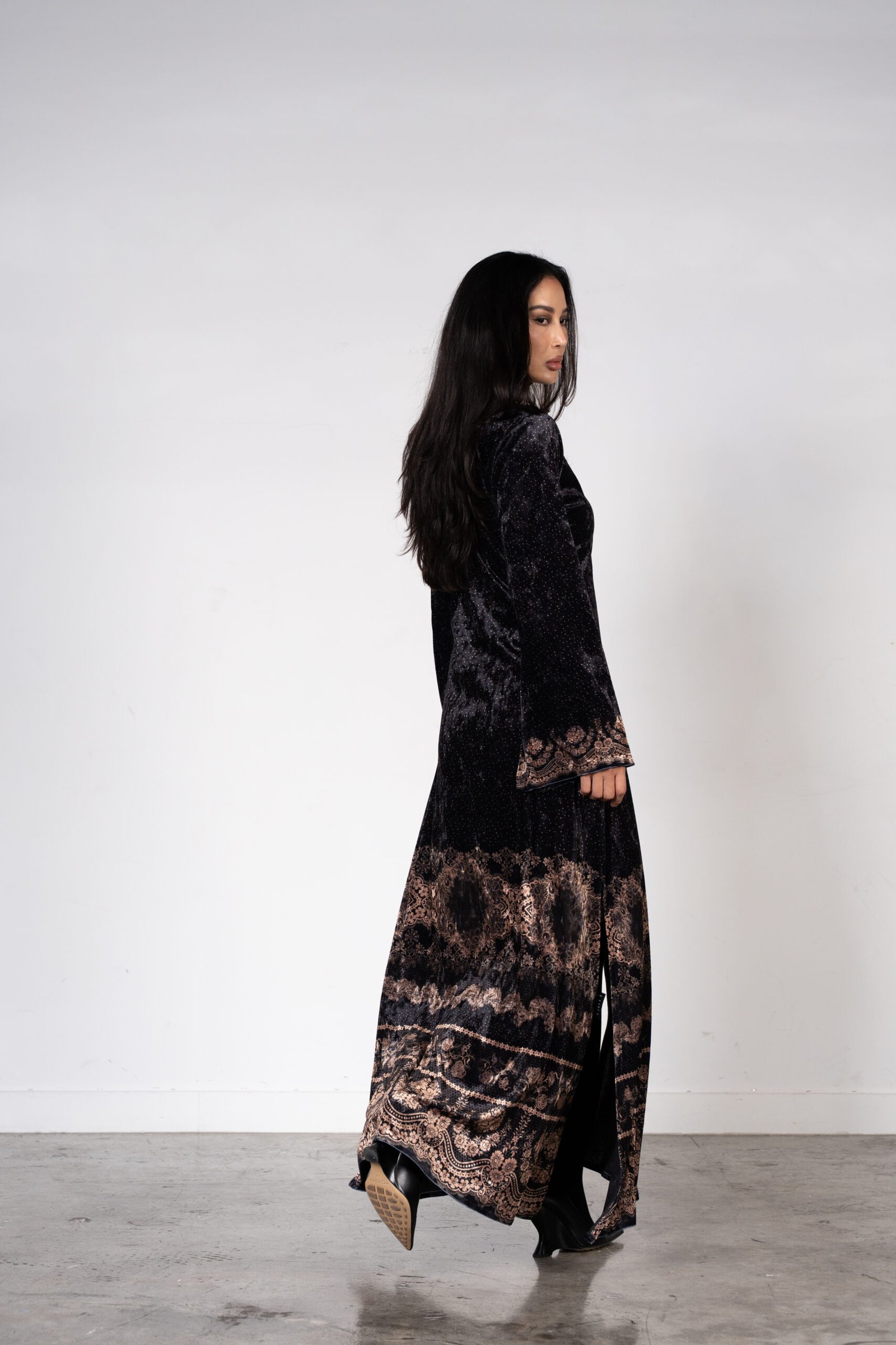 VELVET AURA - Image 5