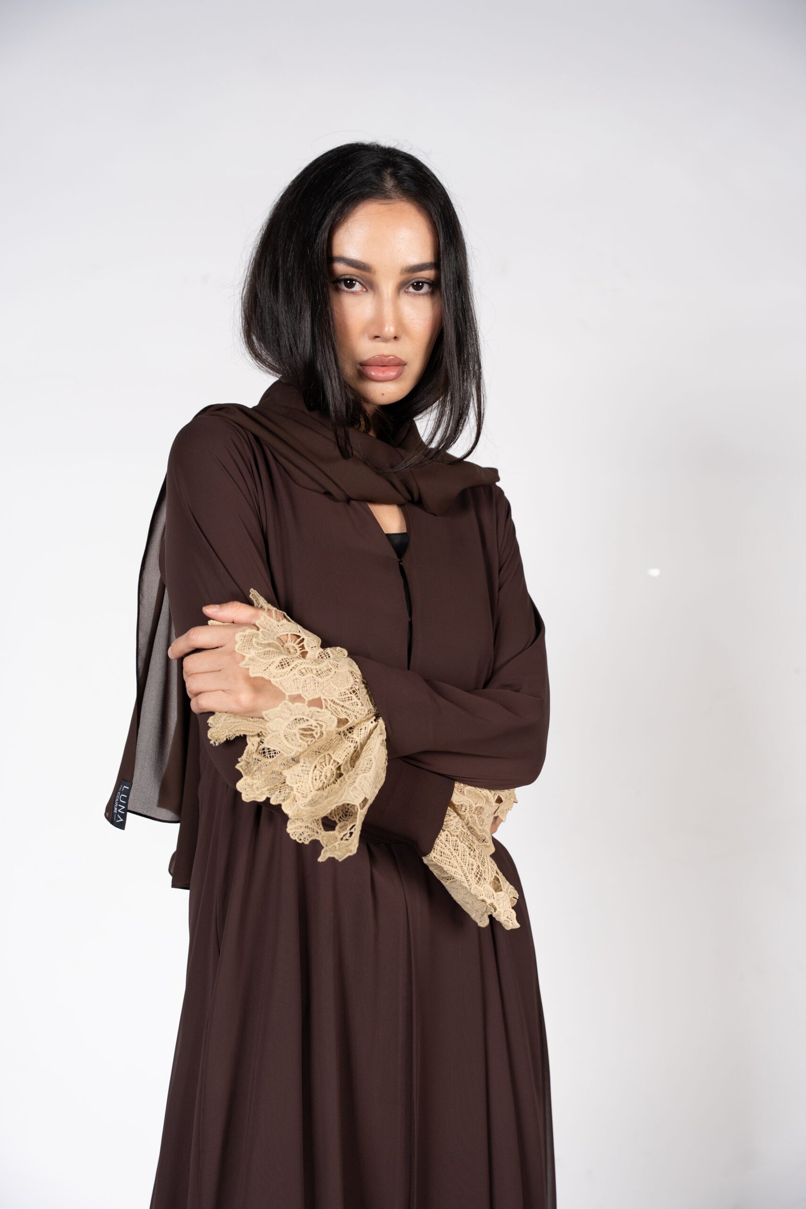 GOLDEN HOUR - Image 4