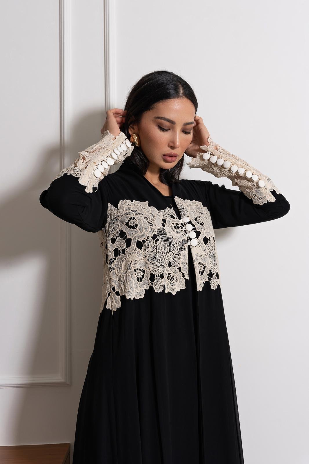 MIDNIGHT LACE - Image 3