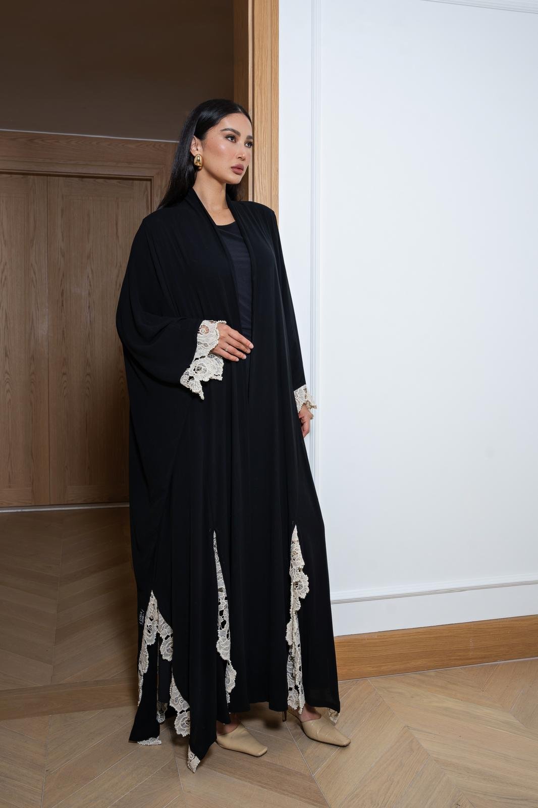 ROYALE BISHT